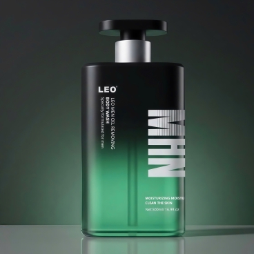Sữa tắm dành cho nam giới  STLM500 LEO MEN OIL REMOVING BODY WASH 500ML